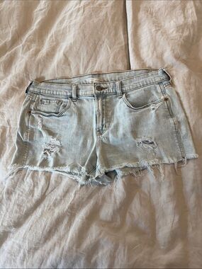 Light Wash Distressed Denim Boyfriend Shorts size 8